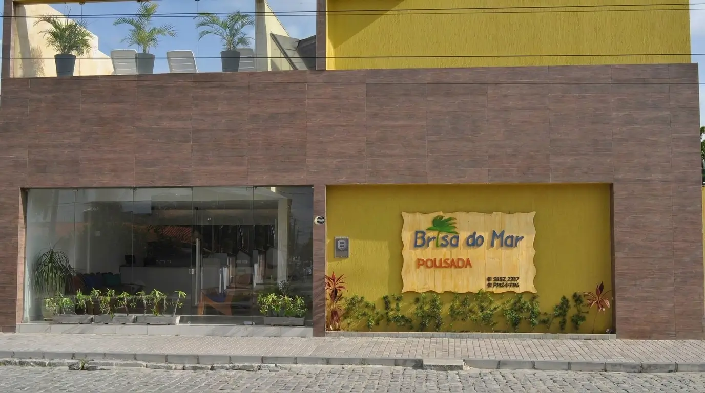 Hospedagem econômica em Porto de Galinhas próxima à praia para viagem de casal