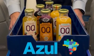 Passageiros da Azul ganham opção de sucos nacionais em rotas internacionais