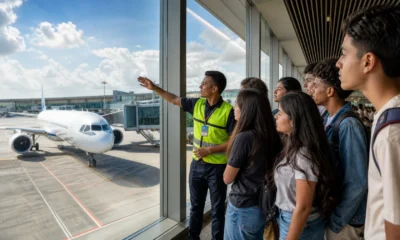 Jovens de comunidades próximas ao aeroporto de SC embarcam pela primeira vez e conhecem carreiras da aviação