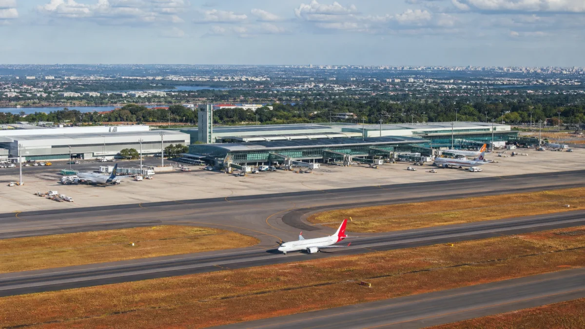 Aeroporto de Brasília e dez terminais regionais entram na mira de novo leilão